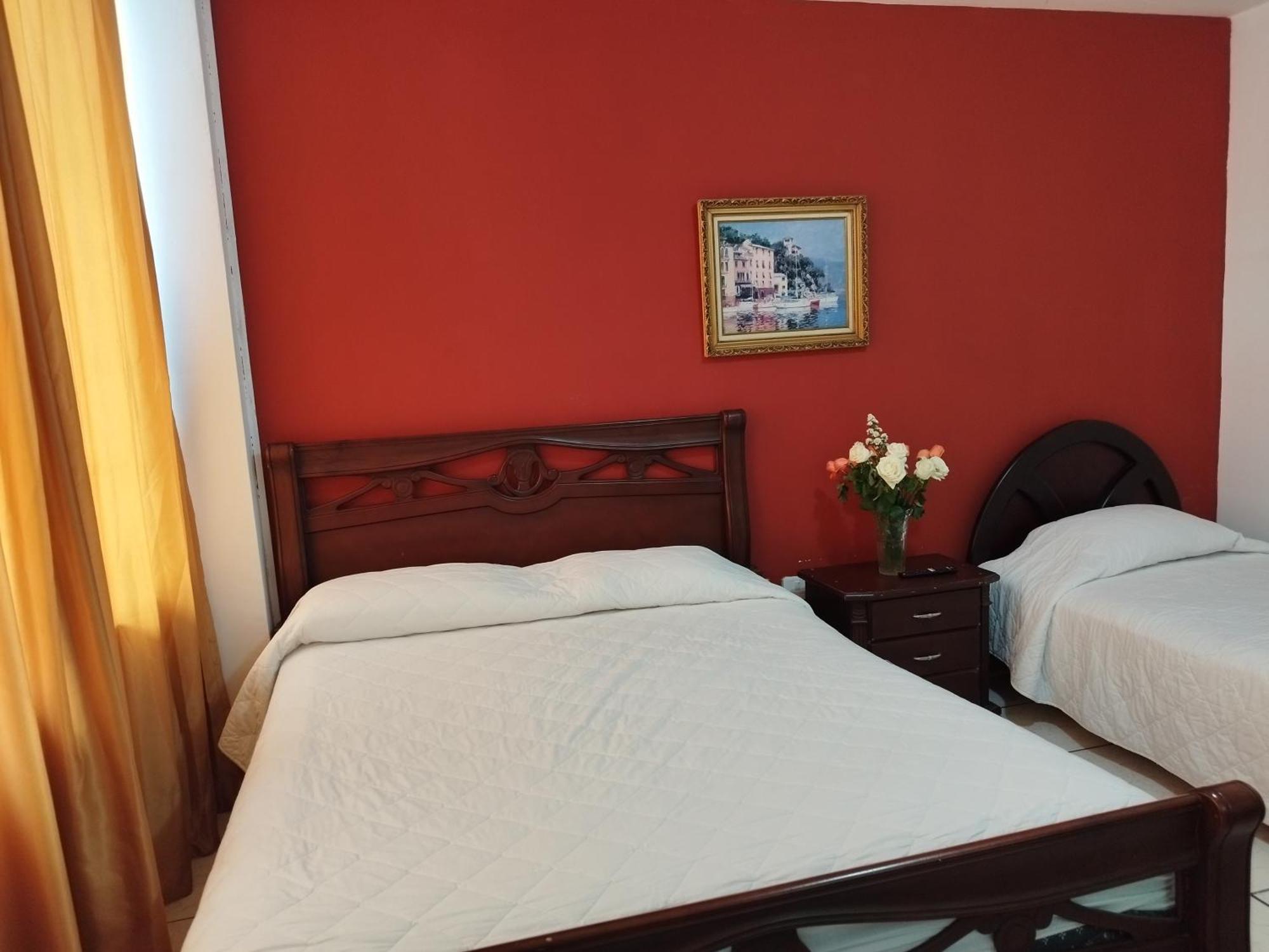 Hotel Puerta Del Sol Санто-Доминго-де-лос-Колорадос Экстерьер фото