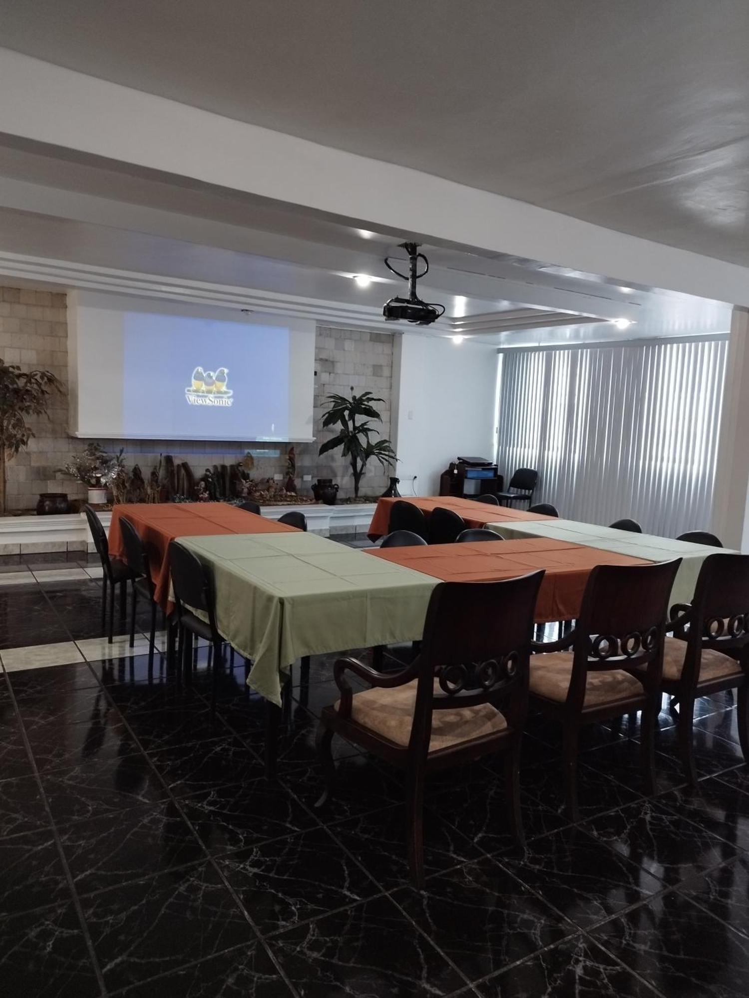 Hotel Puerta Del Sol Санто-Доминго-де-лос-Колорадос Экстерьер фото