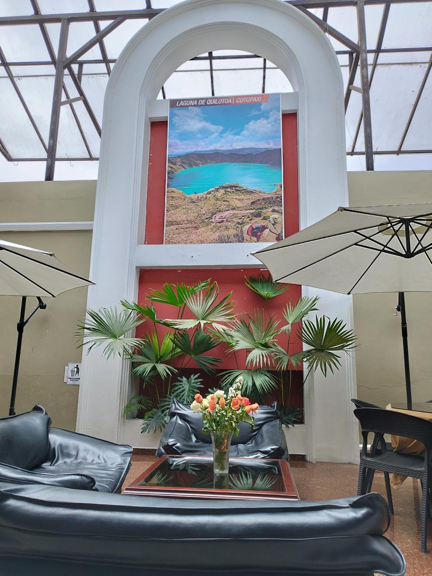 Hotel Puerta Del Sol Санто-Доминго-де-лос-Колорадос Экстерьер фото
