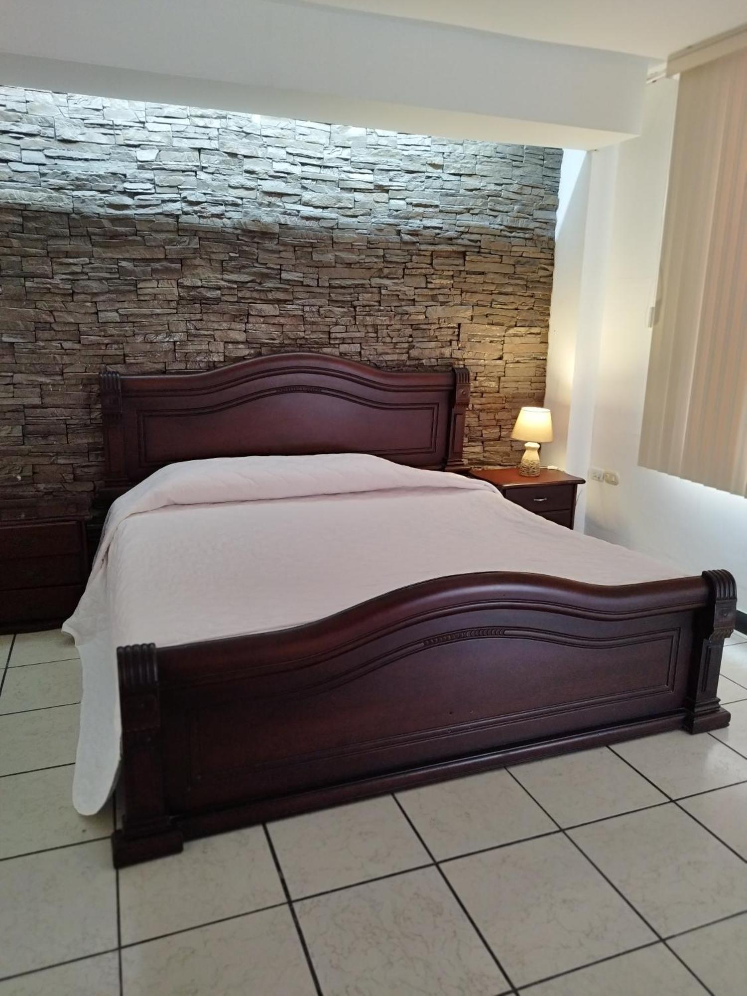 Hotel Puerta Del Sol Санто-Доминго-де-лос-Колорадос Экстерьер фото