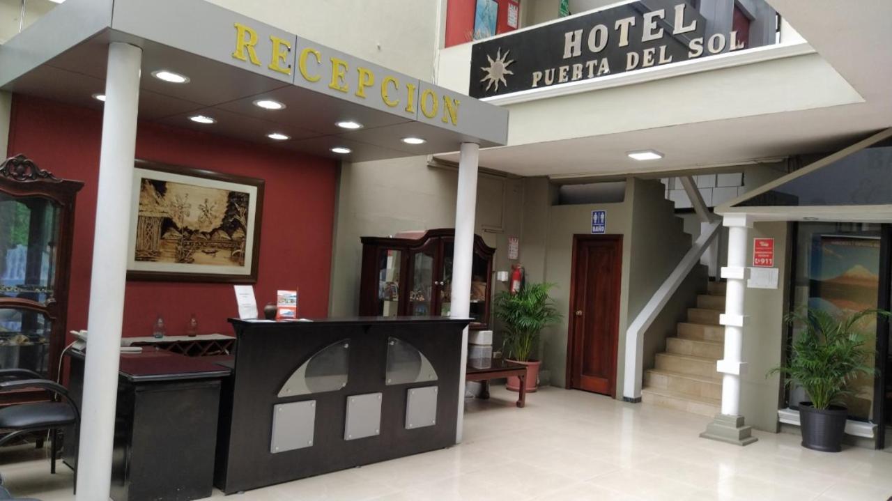Hotel Puerta Del Sol Санто-Доминго-де-лос-Колорадос Экстерьер фото